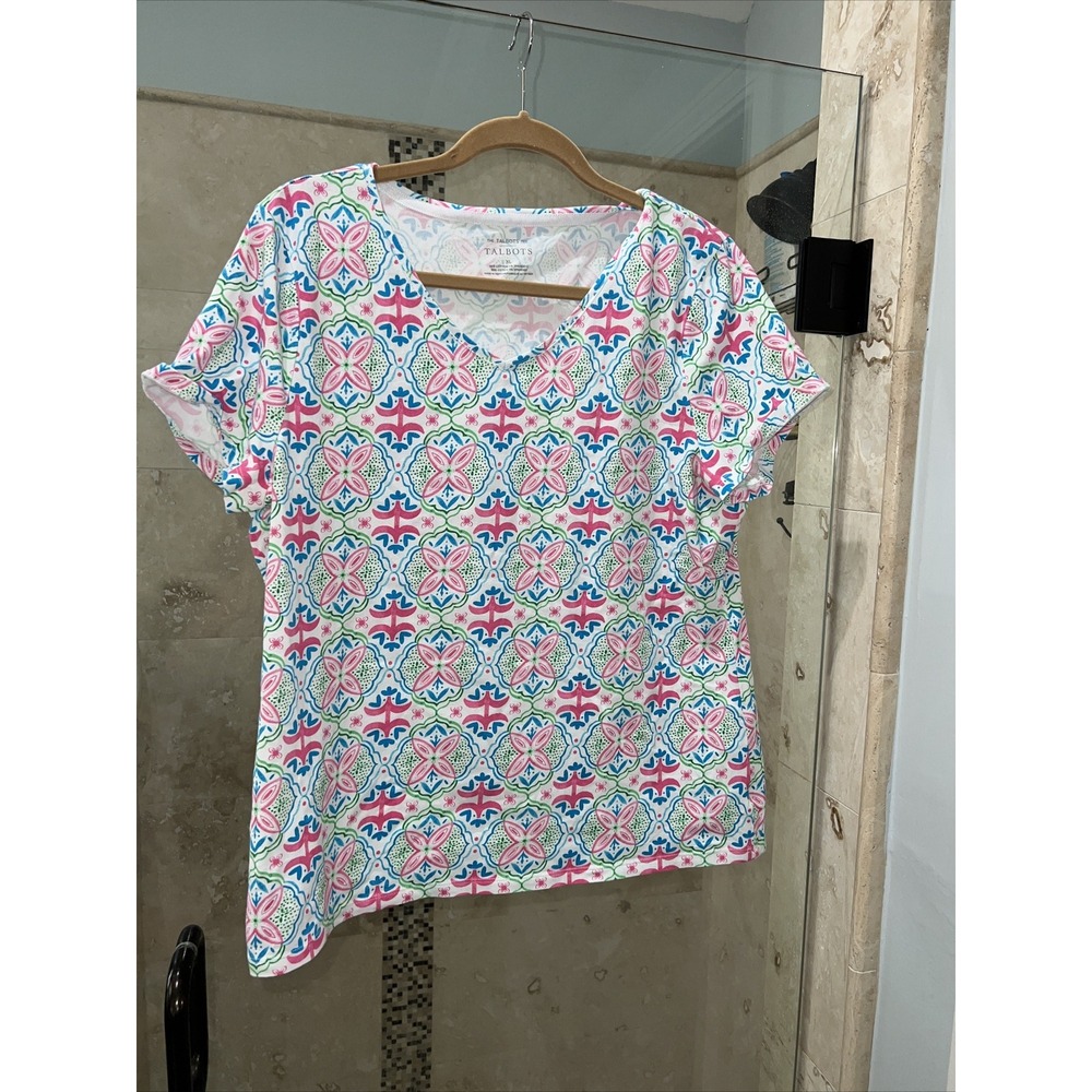 Talbots Womens XL Pima Cotton Short Sleeve V-Neck Tee Pink Paisley Print Top